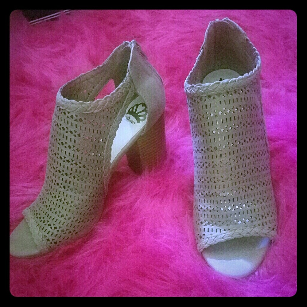 Fergalicious by Fergie shoes
